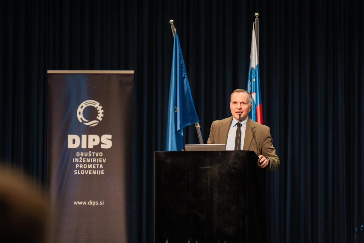 DIPS-2026-122